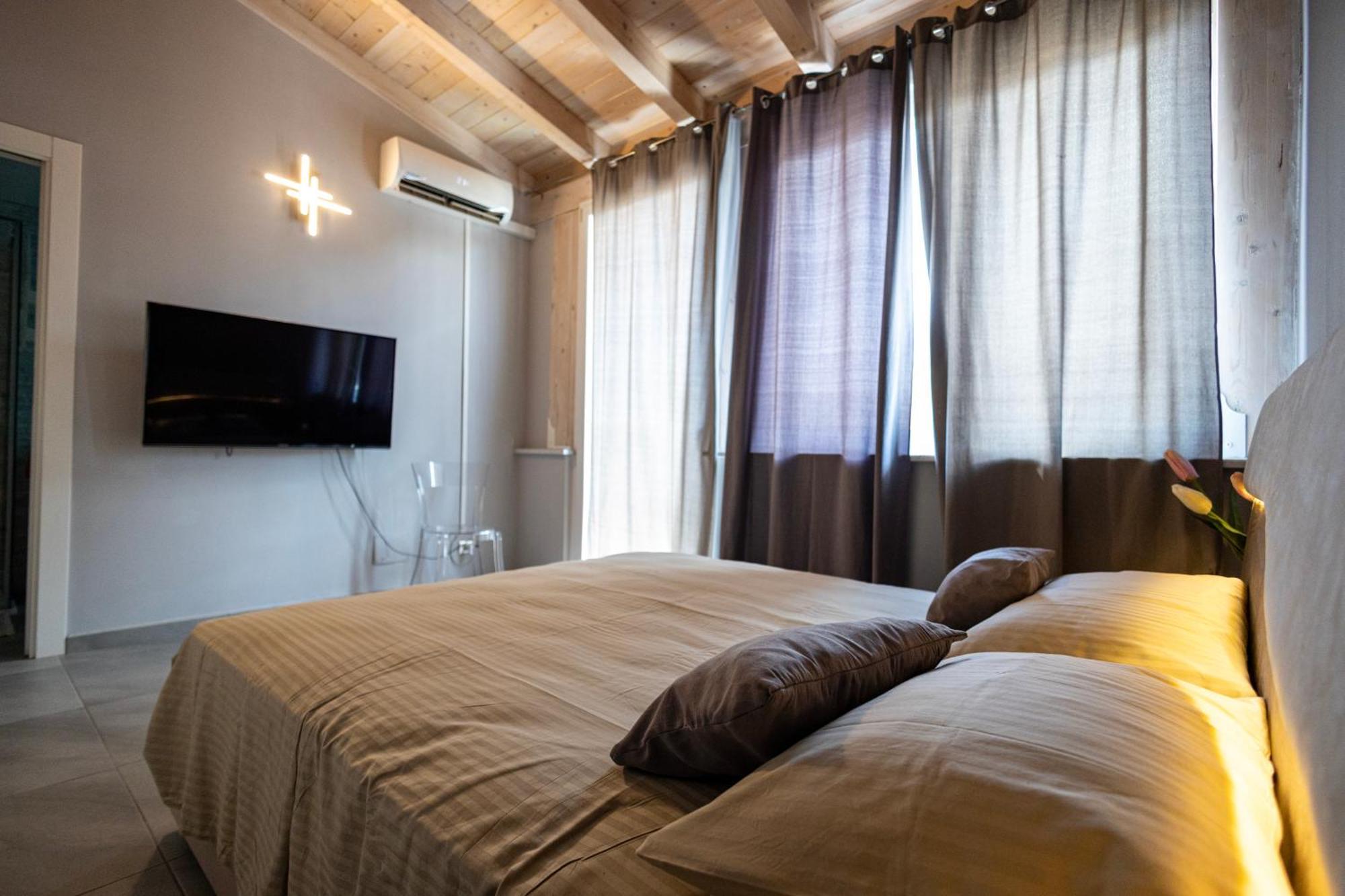 La Piazzetta A Mare Holiday House Sferracavallo Bagian luar foto